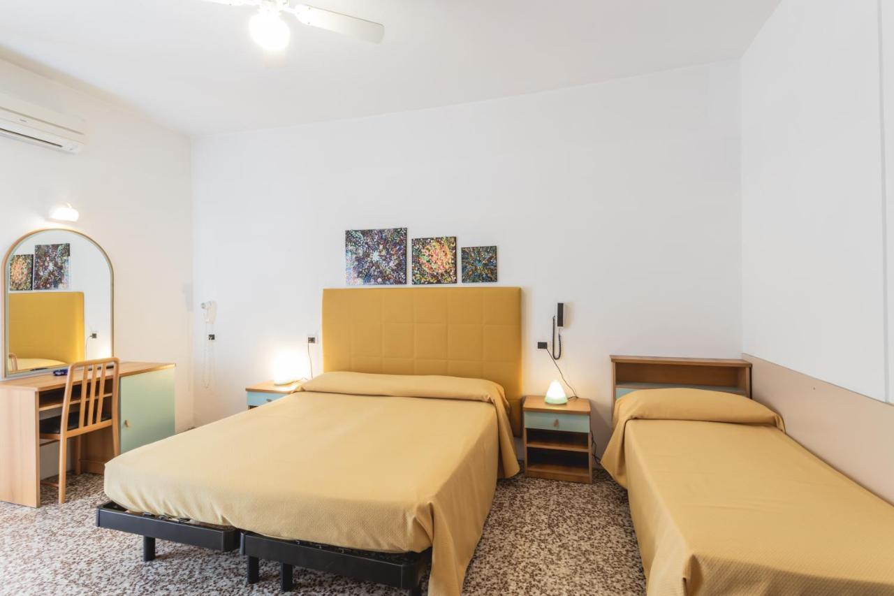 B&B Moresco Cattolica Eksteriør billede