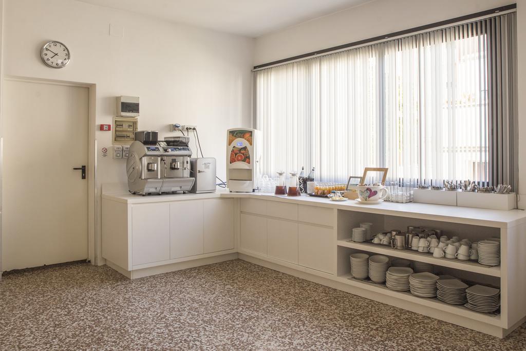 B&B Moresco Cattolica Eksteriør billede